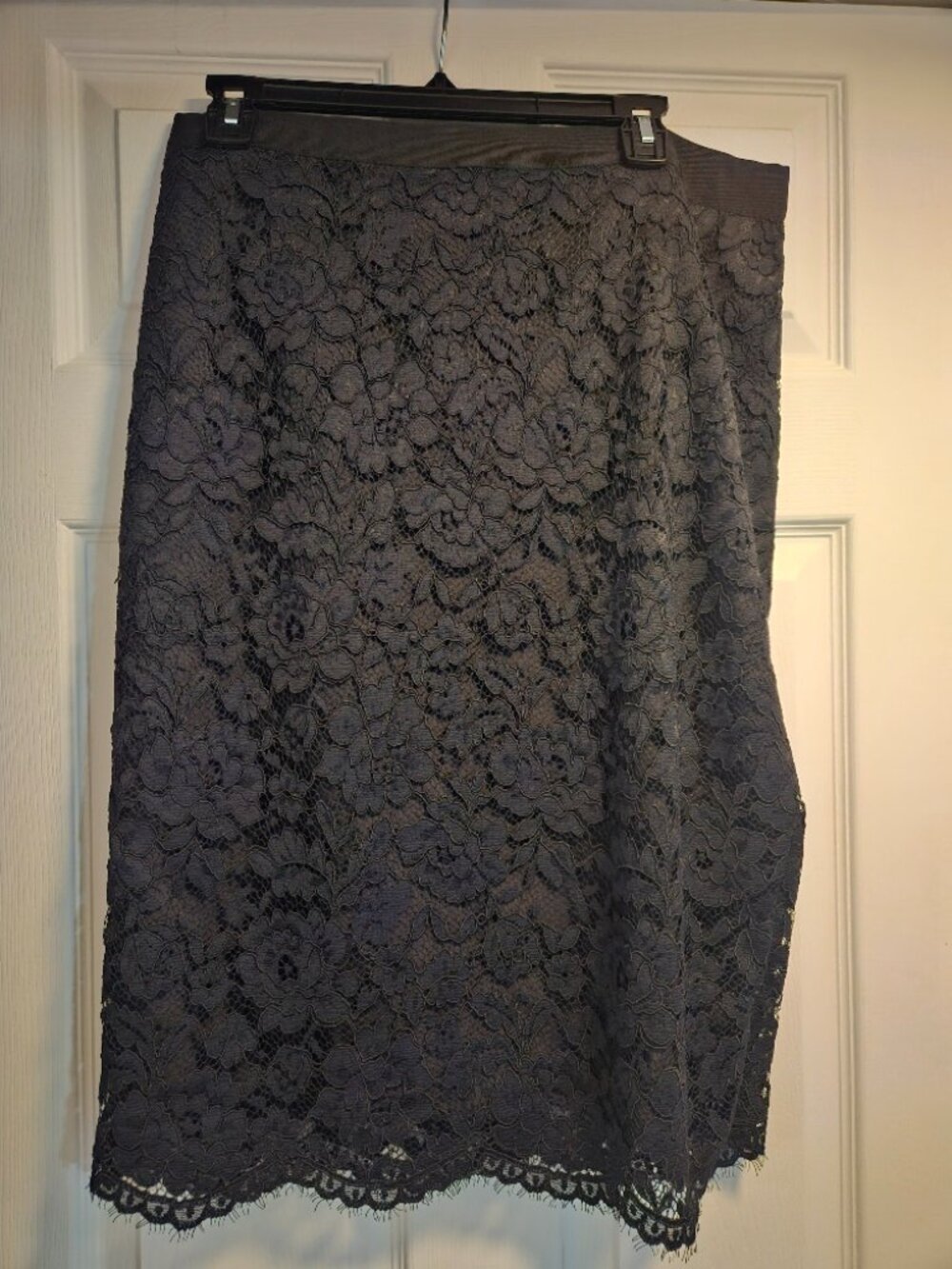 White House Black Market Lace Pencil Skirt